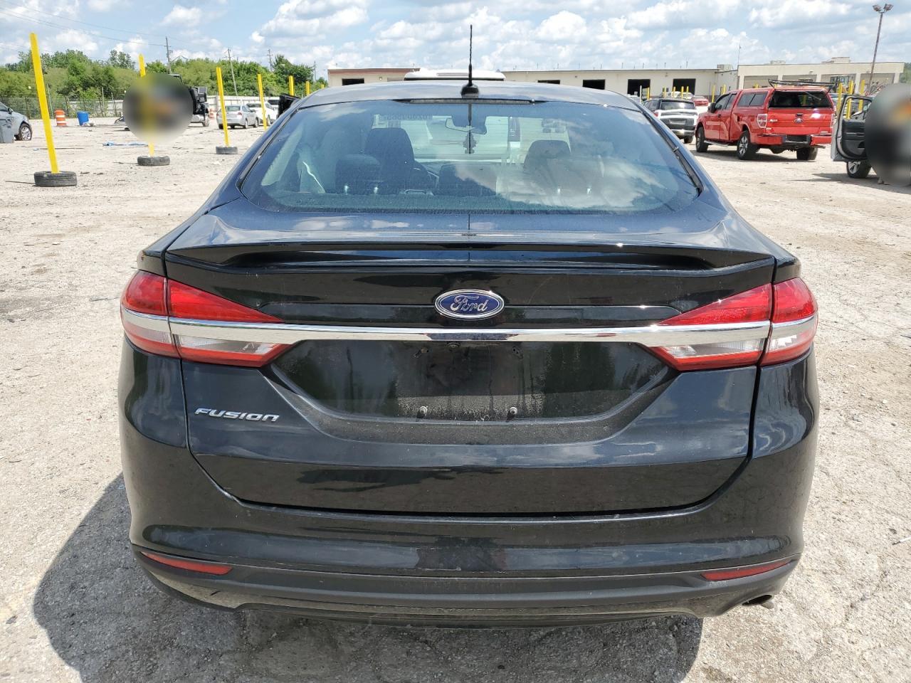 2017 Ford Fusion S VIN: 3FA6P0G77HR176134 Lot: 62809565