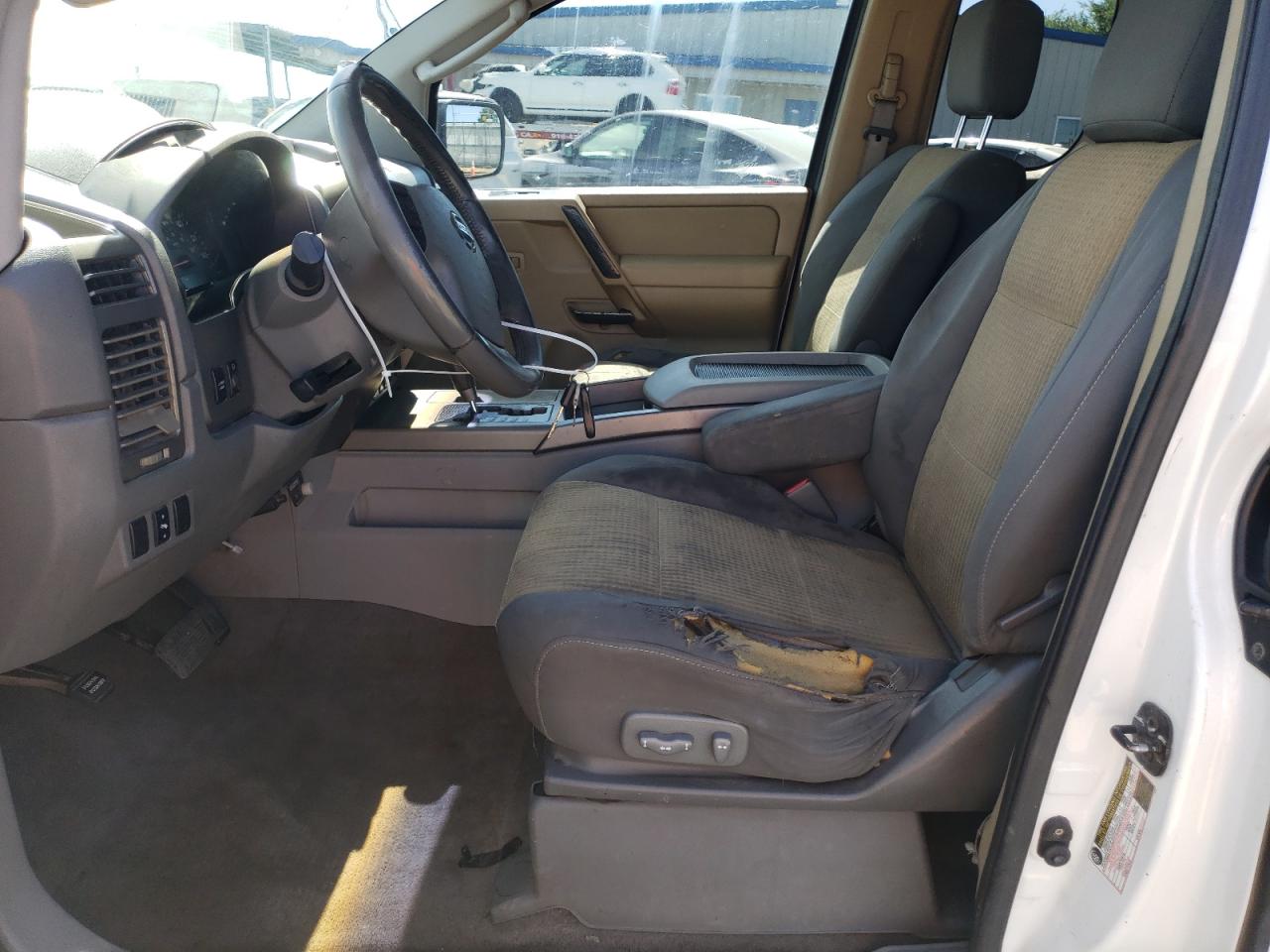 2004 Nissan Titan Xe VIN: 1N6AA06A54N529628 Lot: 61020005