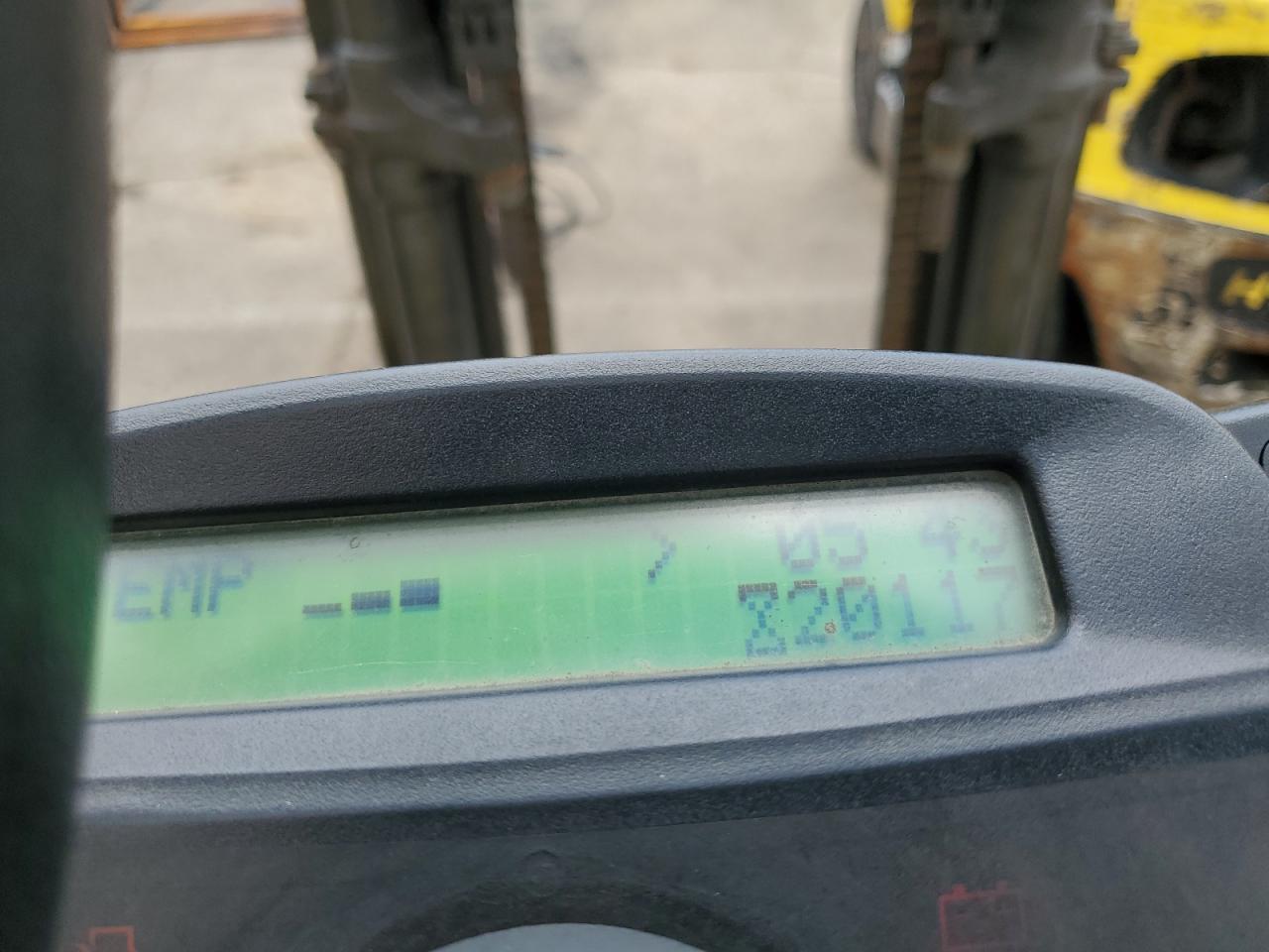 HYST FORKLIFT 2012 VIN F001V04330K фото 8