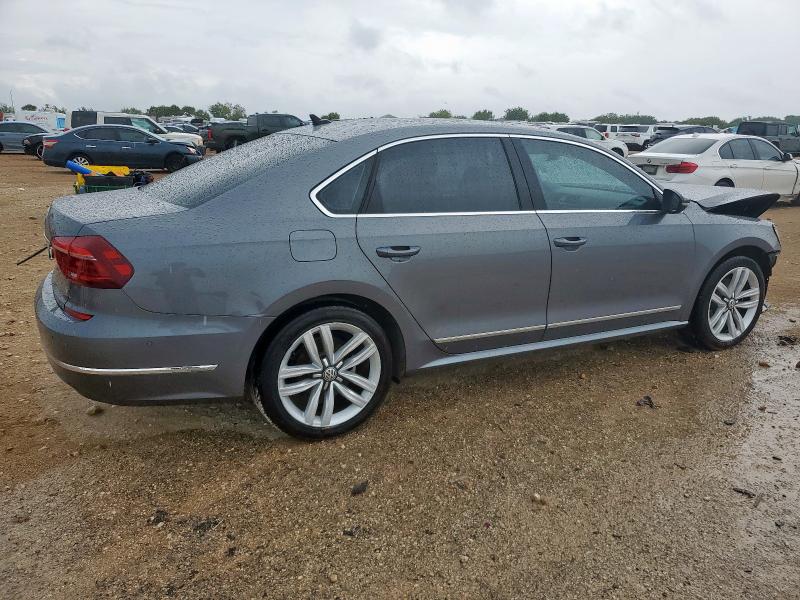  VOLKSWAGEN PASSAT 2017 Szary