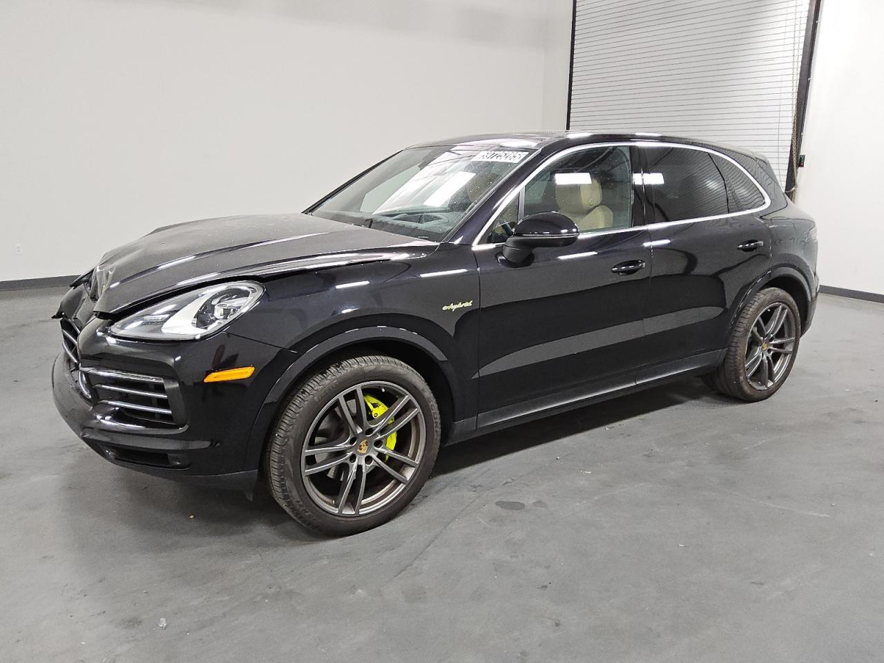 2022 Porsche Cayenne E-Hybrid