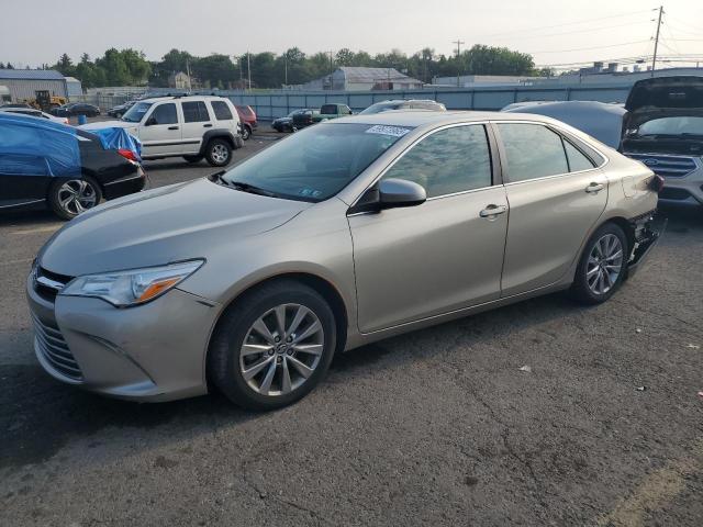  TOYOTA CAMRY 2017 Złoty