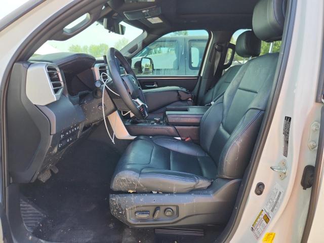  TOYOTA TUNDRA 2022 Biały