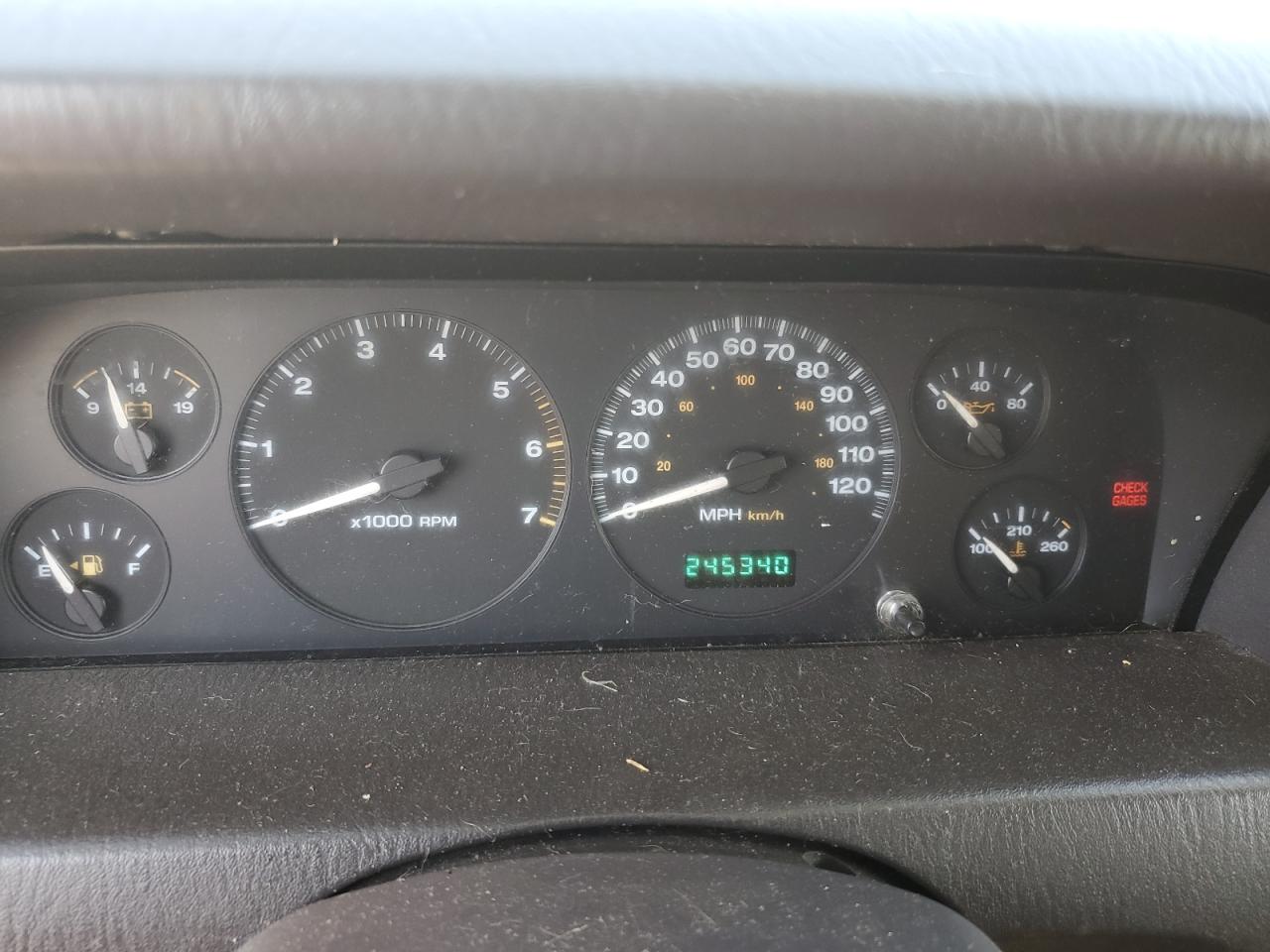 1999 Jeep Grand Cherokee Laredo VIN: 1J4GW58S8XC607587 Lot: 62168865