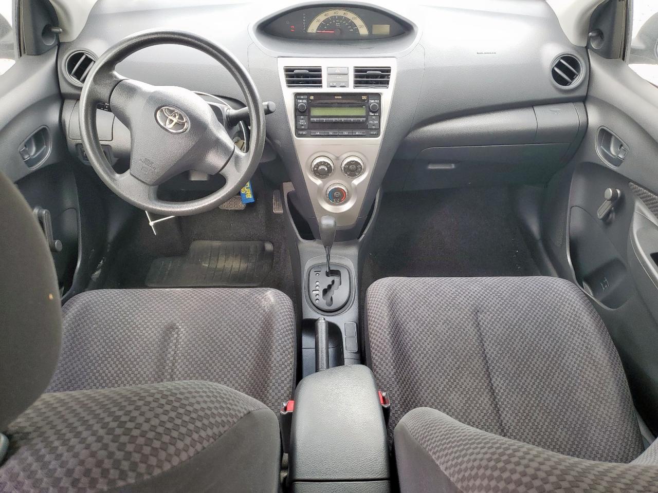 2008 Toyota Yaris VIN: JTDBT923781218714 Lot: 62385315