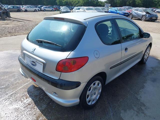 2004 PEUGEOT 206 ZEST