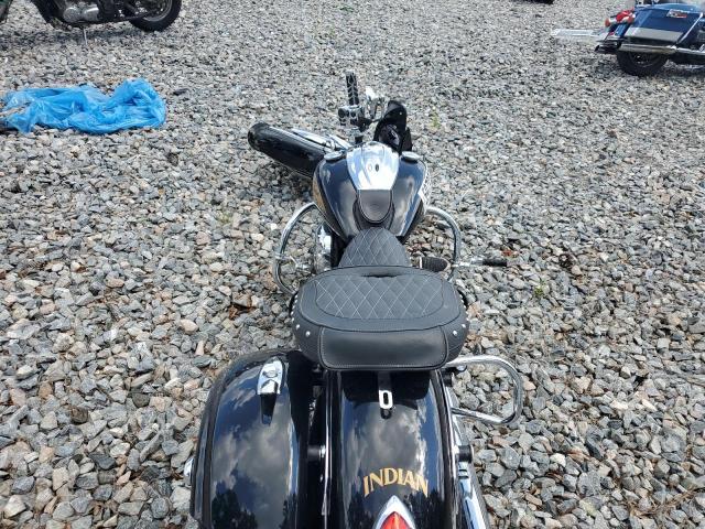  INDIAN MOTORCYCLE CO. MOTORCYCLE 2015 Черный