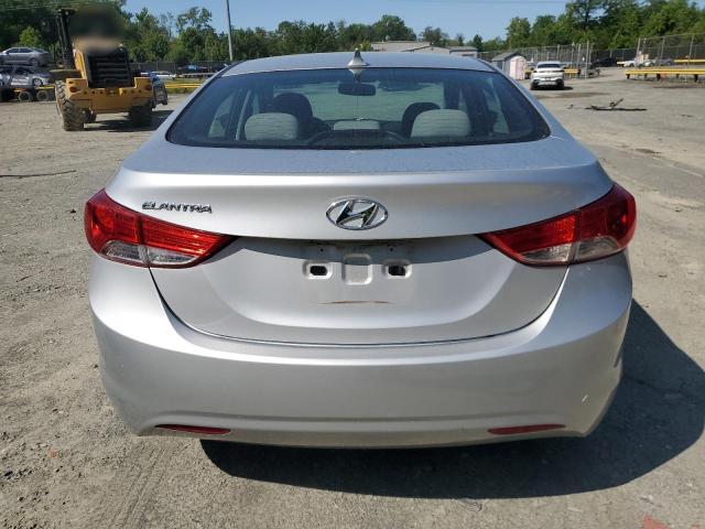  HYUNDAI ELANTRA 2013 Srebrny