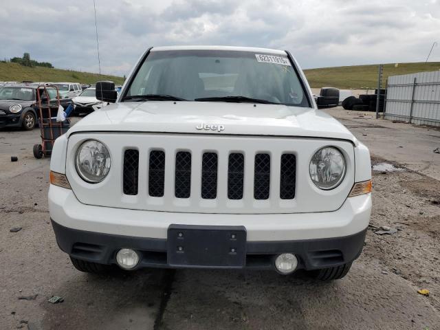  JEEP PATRIOT 2015 Белы