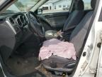 2004 Pontiac Vibe  for Sale in Pekin, IL - Front End