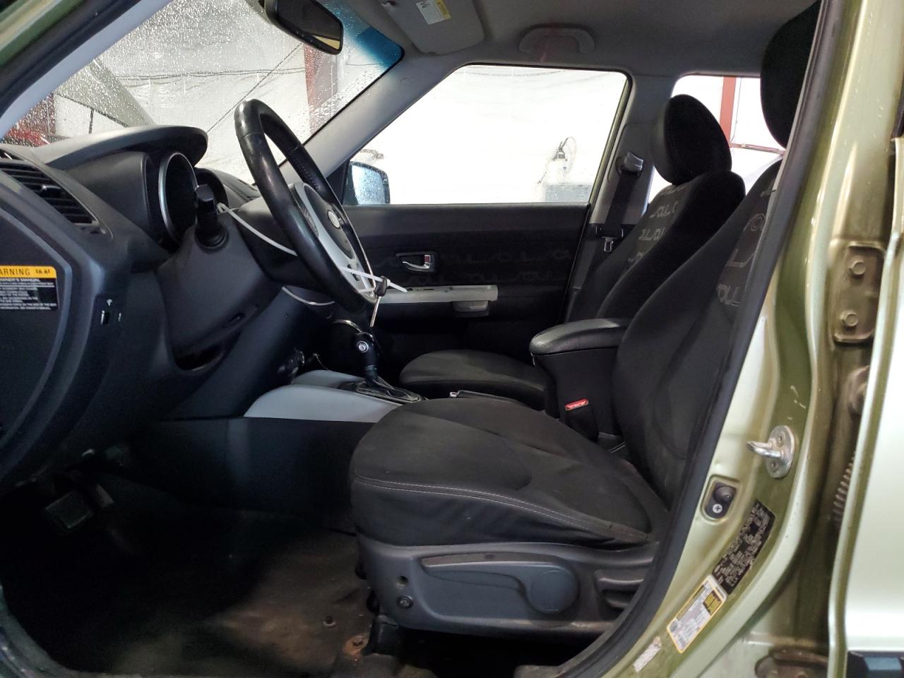 2012 Kia Soul + VIN: KNDJT2A65C7366798 Lot: 61181095