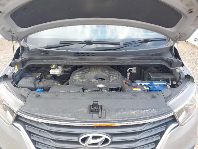 2019 HYUNDAI I800 SE CR