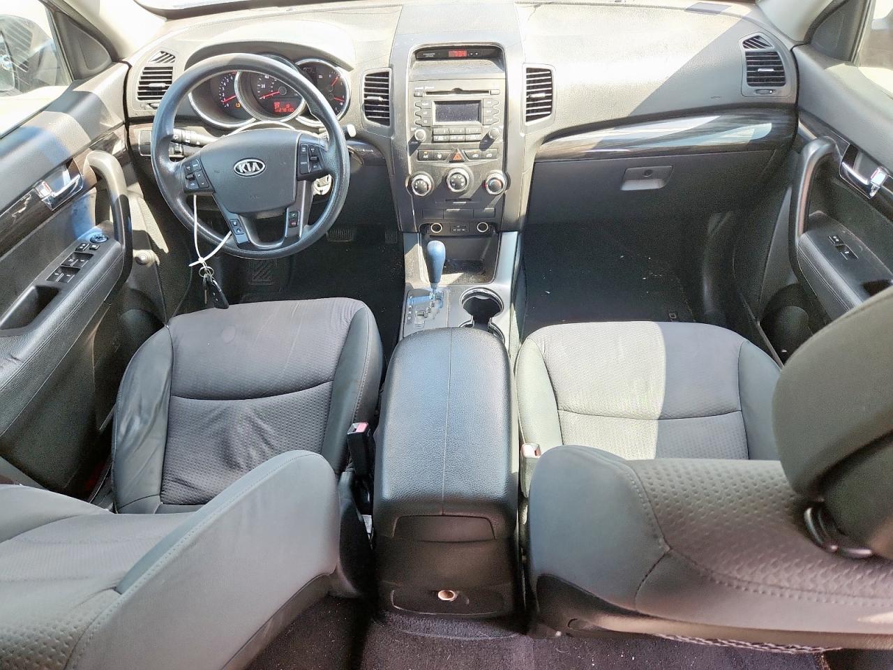 2013 Kia Sorento Lx VIN: 5XYKT3A19DG400020 Lot: 62201575