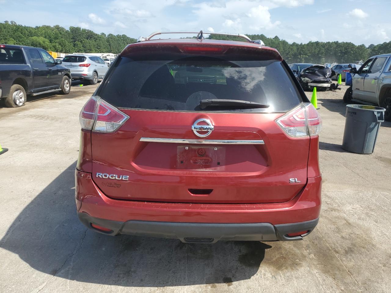 2015 Nissan Rogue S VIN: 5N1AT2MT8FC843801 Lot: 63002605
