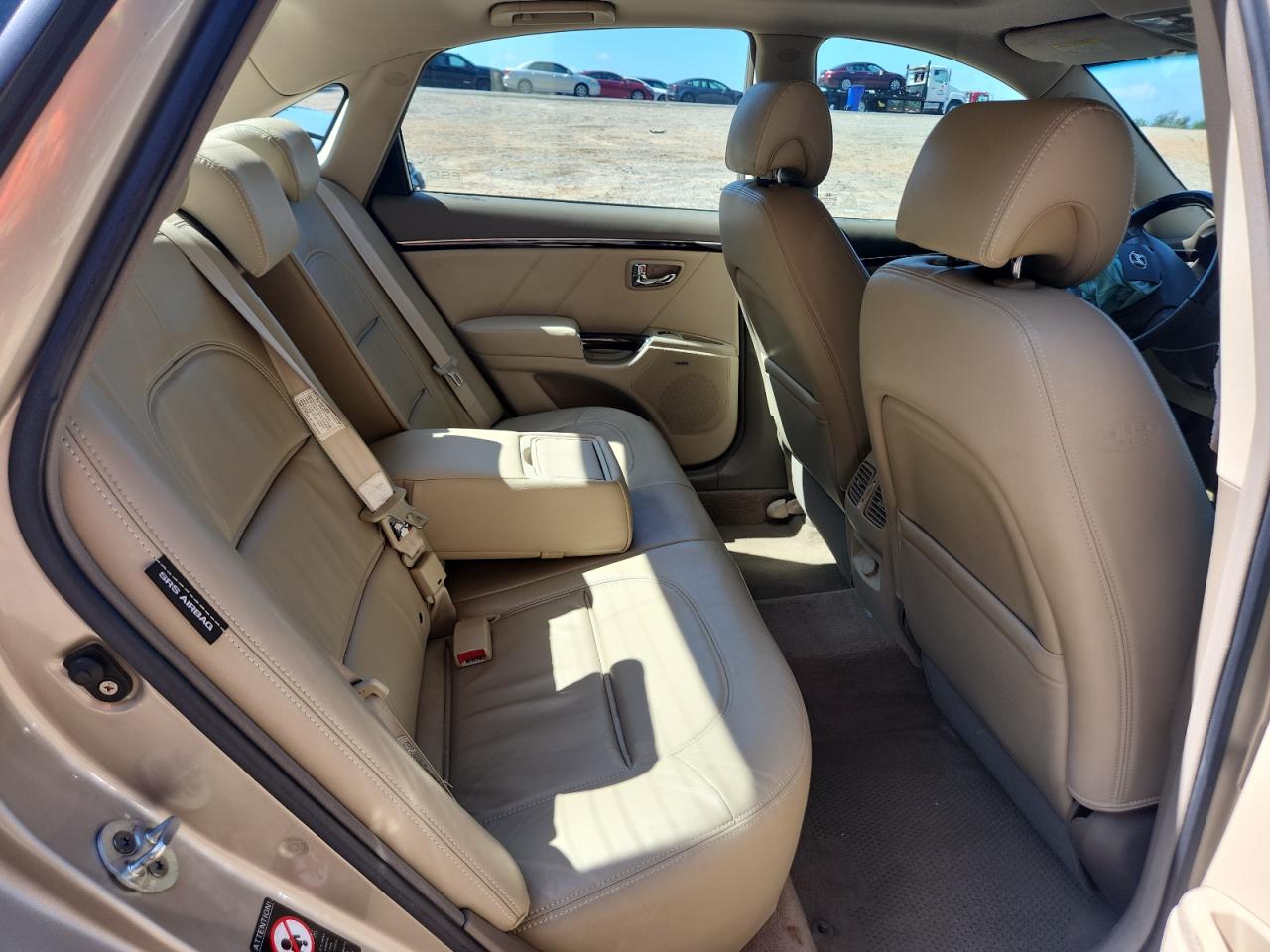 2010 Hyundai Azera Gls VIN: KMHFC4DF7AA450839 Lot: 62987885
