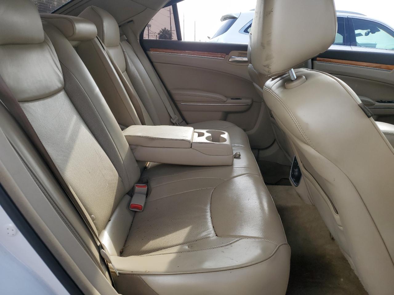 2014 Chrysler 300C VIN: 2C3CCAEG3EH355106 Lot: 71731895