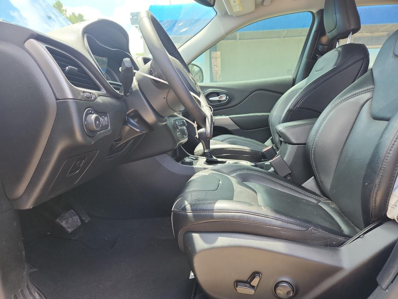 2022 Jeep Cherokee Latitude Lux VIN: 1C4PJMMN7ND545928 Lot: 61455175