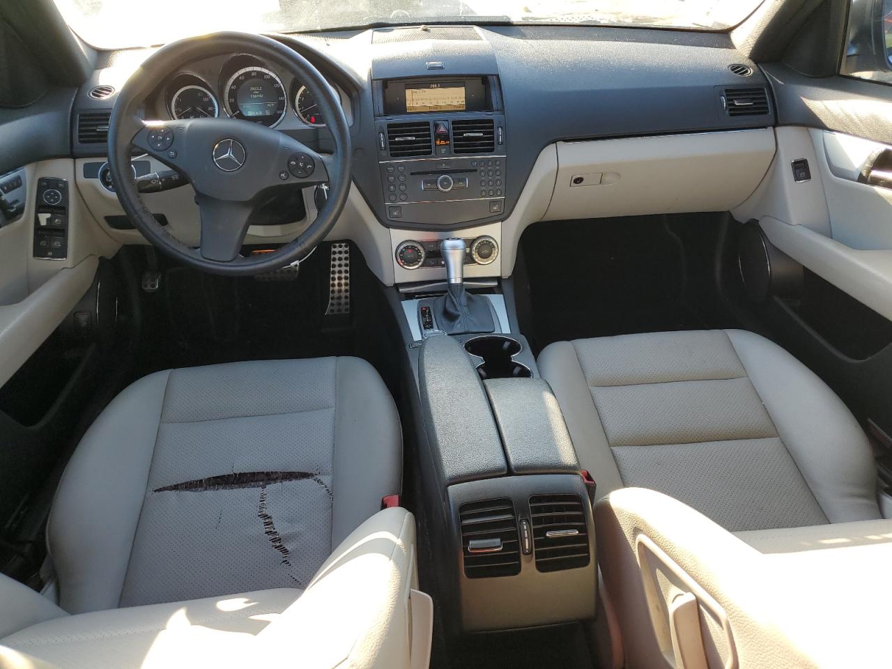 2009 Mercedes-Benz C 300 VIN: WDDGF54X49R063179 Lot: 61395345