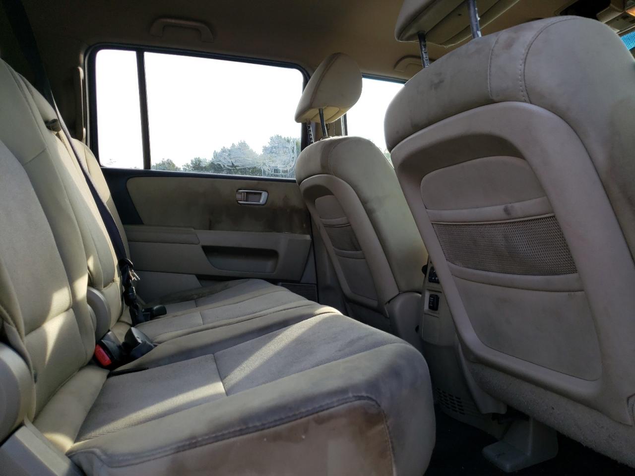 2011 Honda Pilot Lx VIN: 5FNYF4H24BB090224 Lot: 62378855