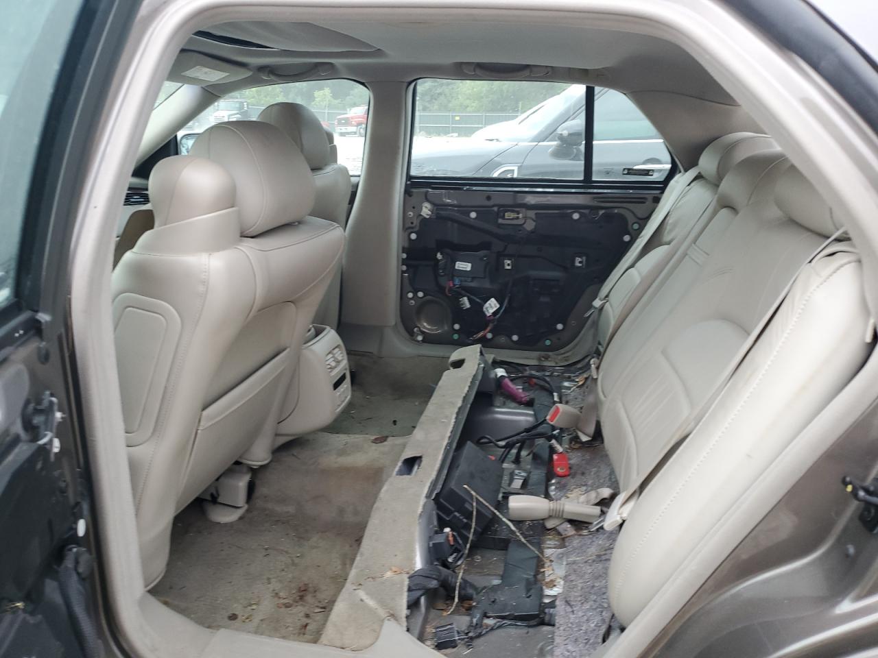 2003 Cadillac Deville Dhs VIN: 1G6KE54Y73U117310 Lot: 62635355