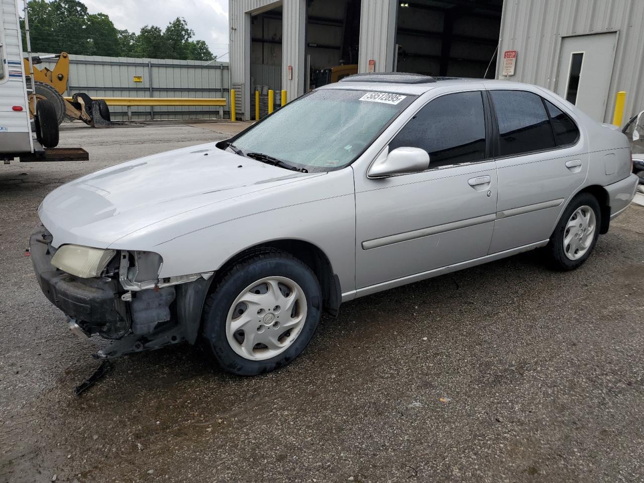 Rogersville, MO에서 판매 중인 1999 Nissan Altima Xe - Front End