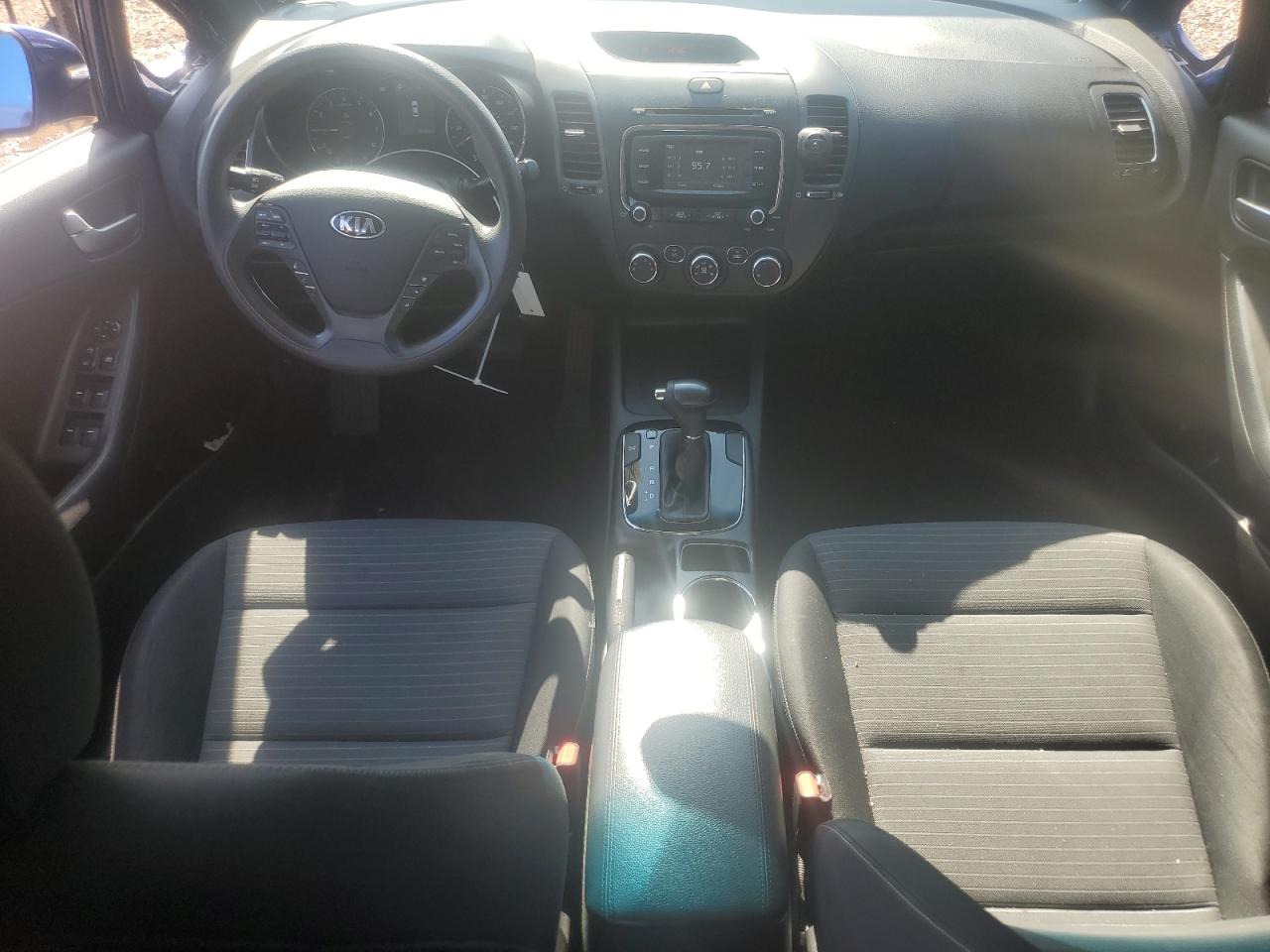 KIA FORTE 2017 VIN 3KPFL4A70HE117312 photo 8