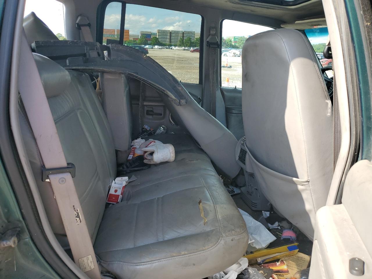 2000 Mercury Mountaineer VIN: 4M2ZU86P1YUJ22489 Lot: 61437035