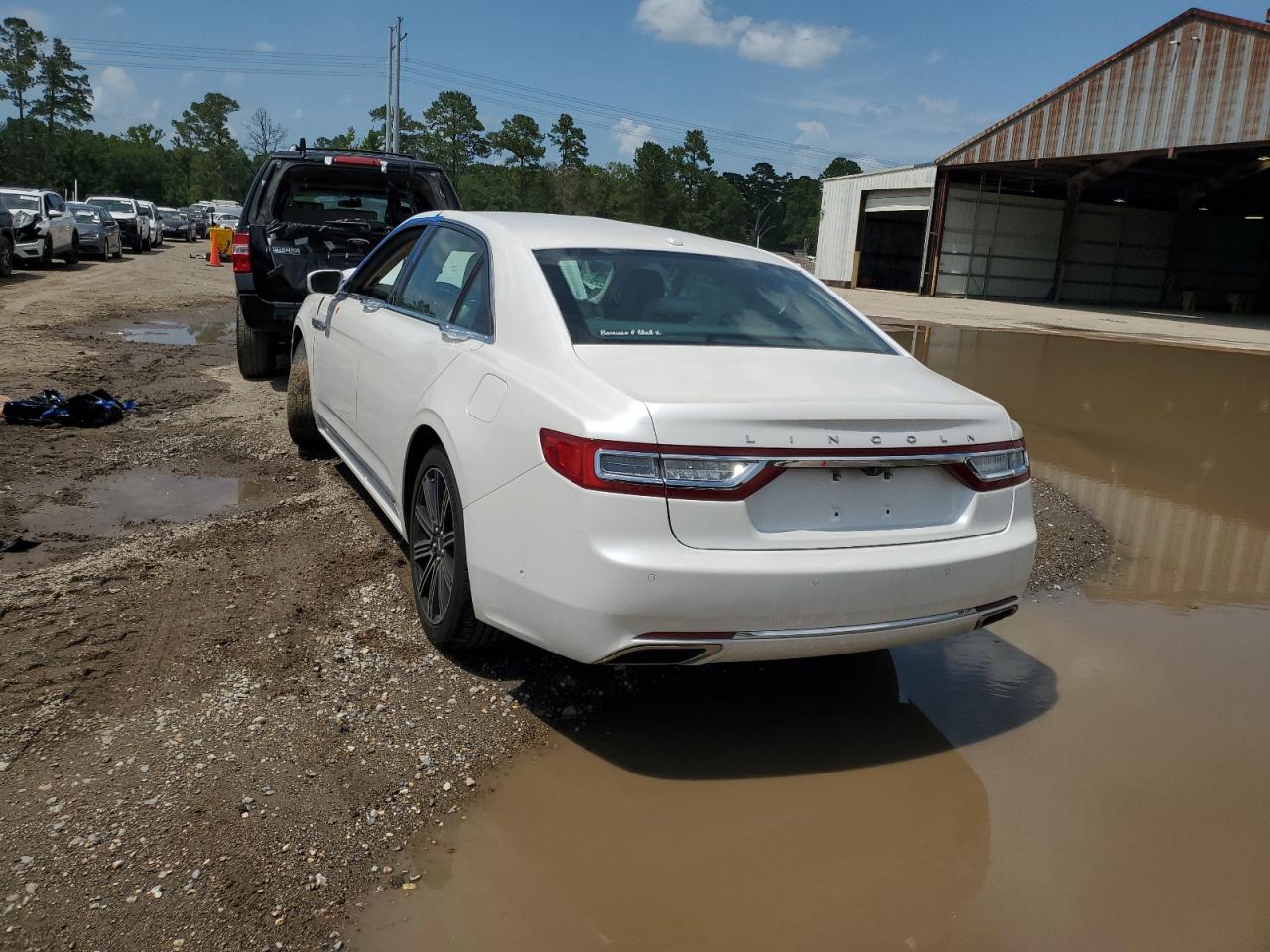 2017 Lincoln Continental Reserve VIN: 1LN6L9RP6H5628211 Lot: 61369035