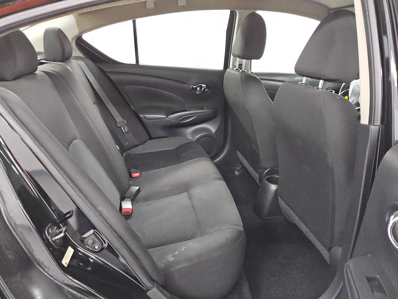 2019 Nissan Versa S VIN: 3N1CN7AP1KL843958 Lot: 60756975
