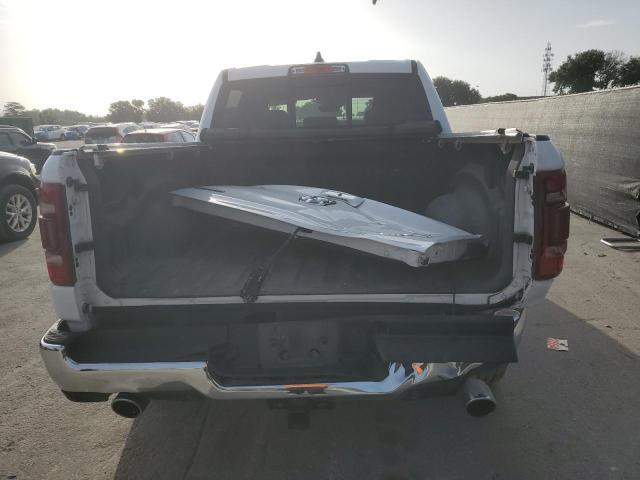  RAM 1500 2022 Biały