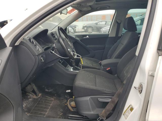  VOLKSWAGEN TIGUAN 2013 Білий