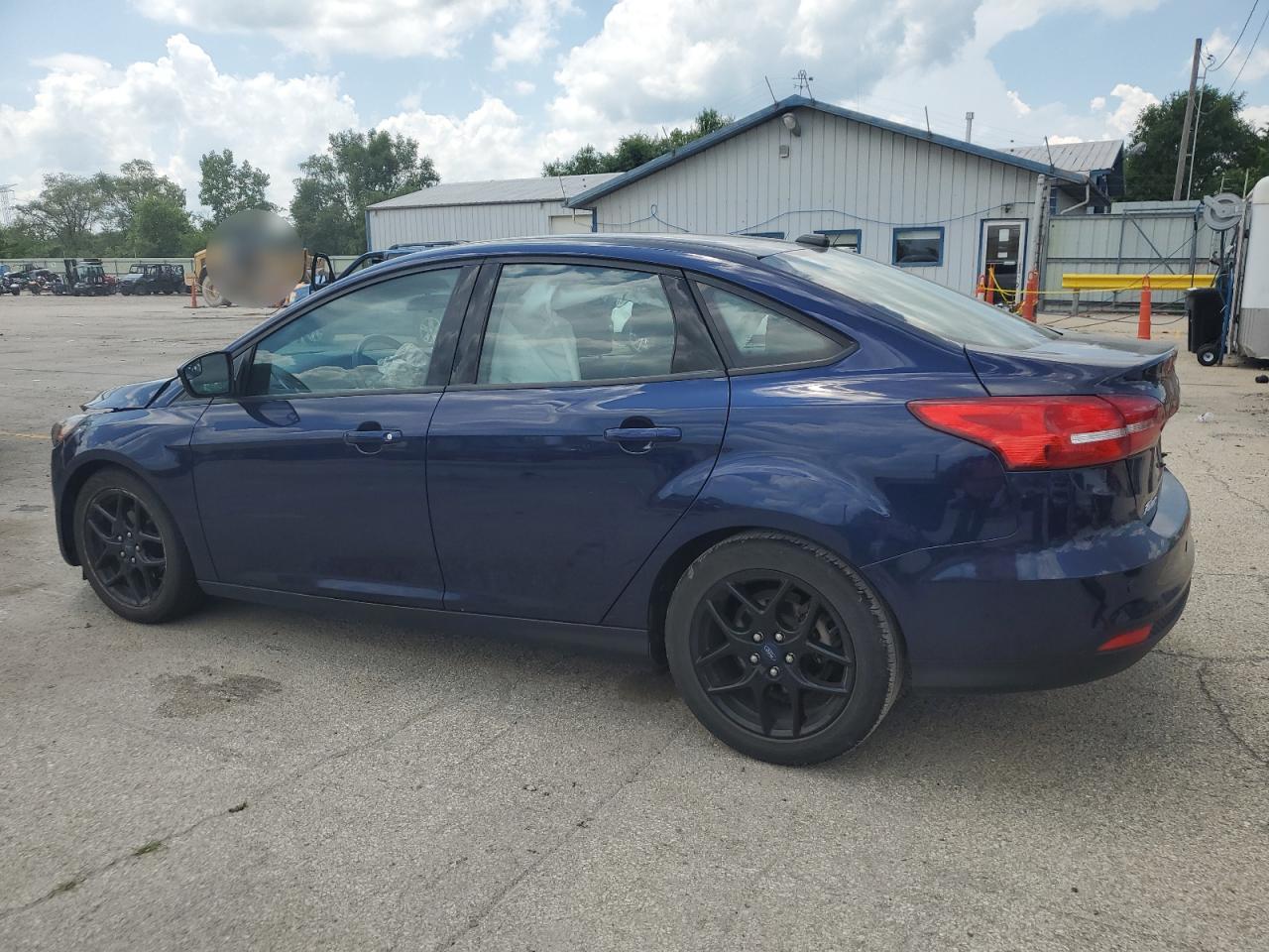 FORD FOCUS 2016 VIN 1FADP3F23GL288232 фото 2