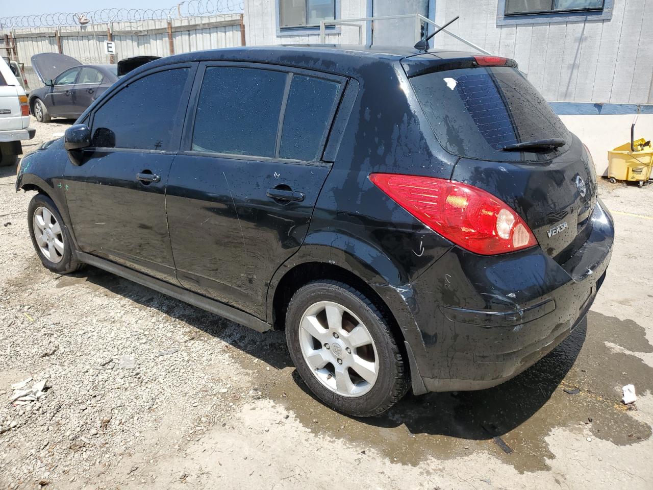 NISSAN VERSA 2007 VIN 3N1BC13E67L424442 photo 2