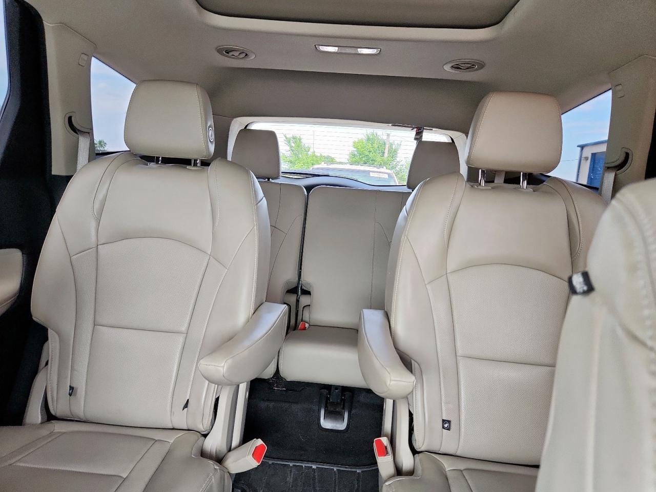 2018 Buick Enclave Essence VIN: 5GAERBKW7JJ133344 Lot: 60990755