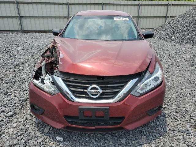  NISSAN ALTIMA 2017 Czerwony