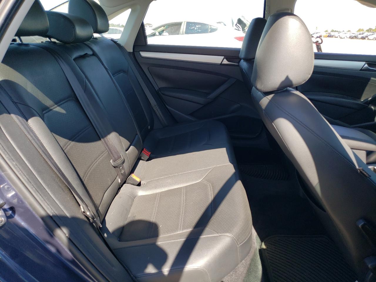 2012 Volkswagen Passat Se VIN: 1VWBP7A32CC057371 Lot: 62197925