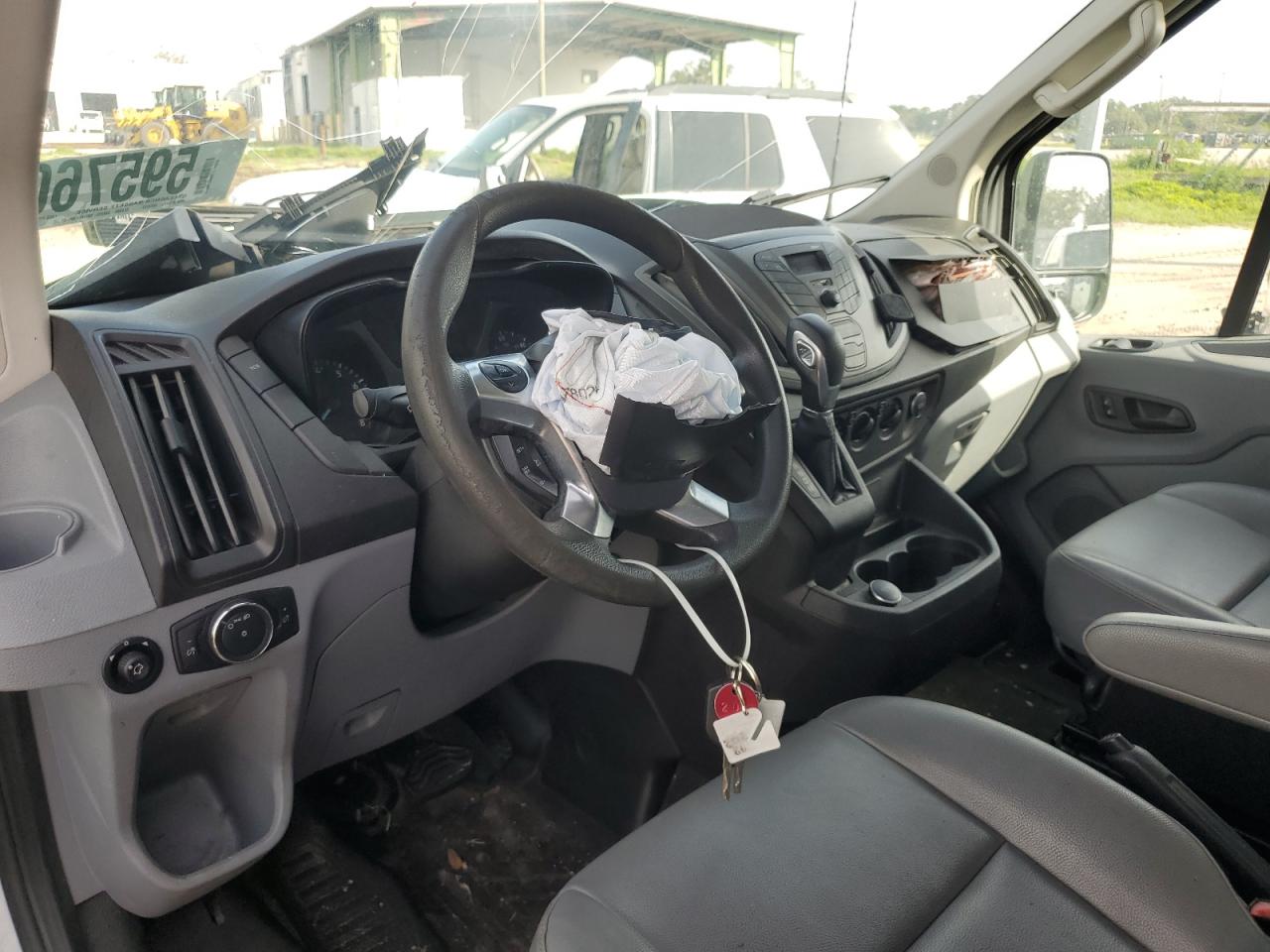 2019 Ford Transit T-250 VIN: 1FTYR2CM6KKA30257 Lot: 59576085