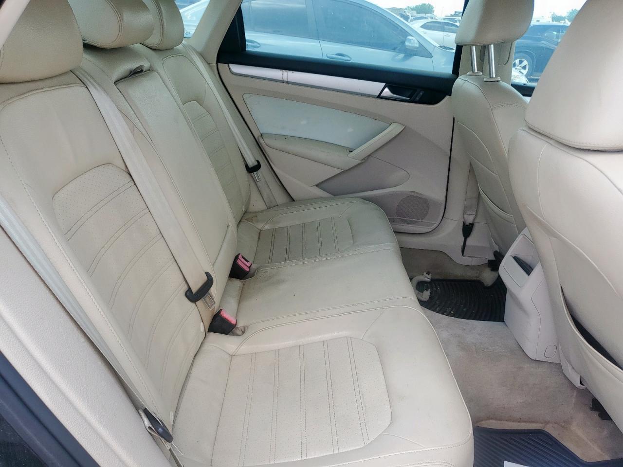 2012 Volkswagen Passat Se VIN: 1VWBM7A36CC101834 Lot: 62397935