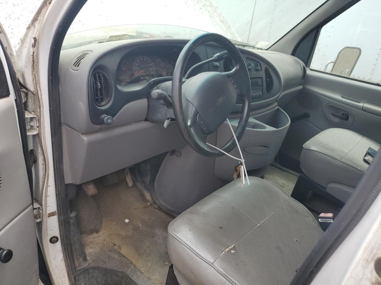 1997 Ford Econoline E450 Super Duty Cutaway Van Rv VIN: 1FDLE40S9VHA05810 Lot: 62400815