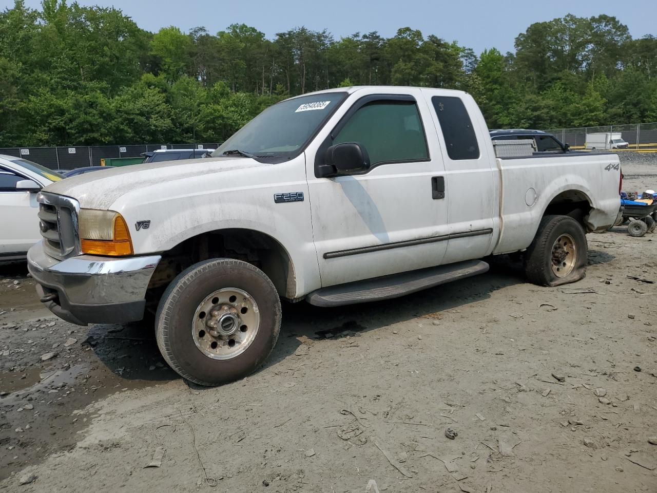 2000 Ford F250 Super Duty zu verkaufen in Waldorf, MD - Rear End