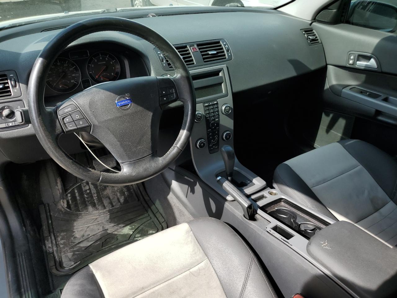2008 Volvo C30 T5 VIN: YV1MK672582081027 Lot: 60593645