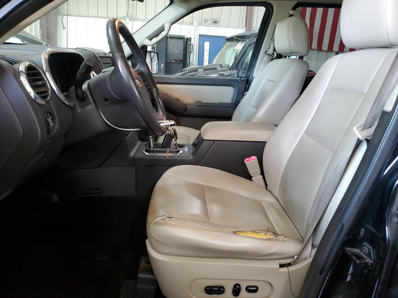 2008 Ford Explorer Xlt VIN: 1FMEU73E58UB01125 Lot: 61918175