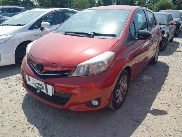 TOYOTA YARIS ICON 2014