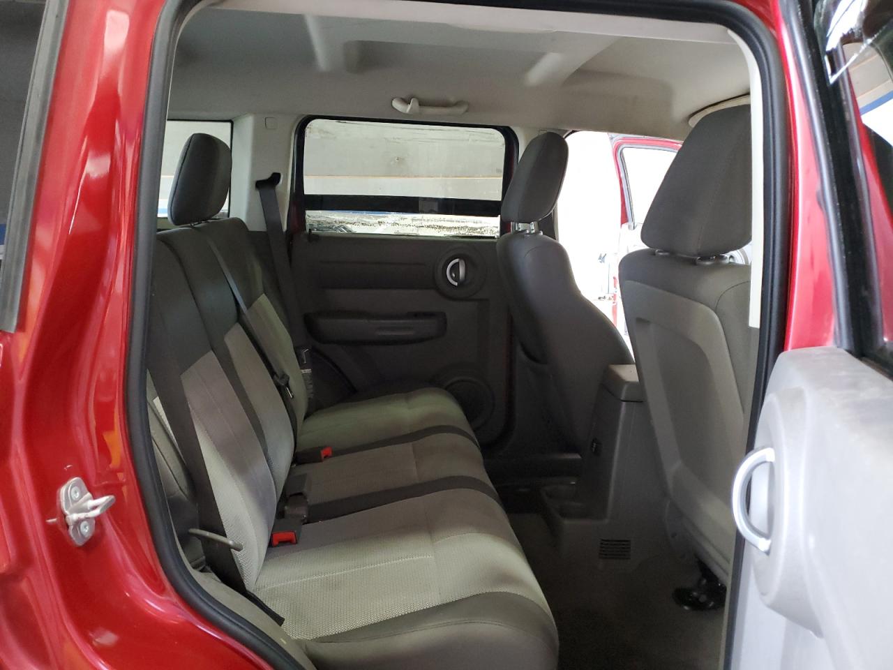 2007 Dodge Nitro Sxt VIN: 1D8GU28K67W636645 Lot: 60448305