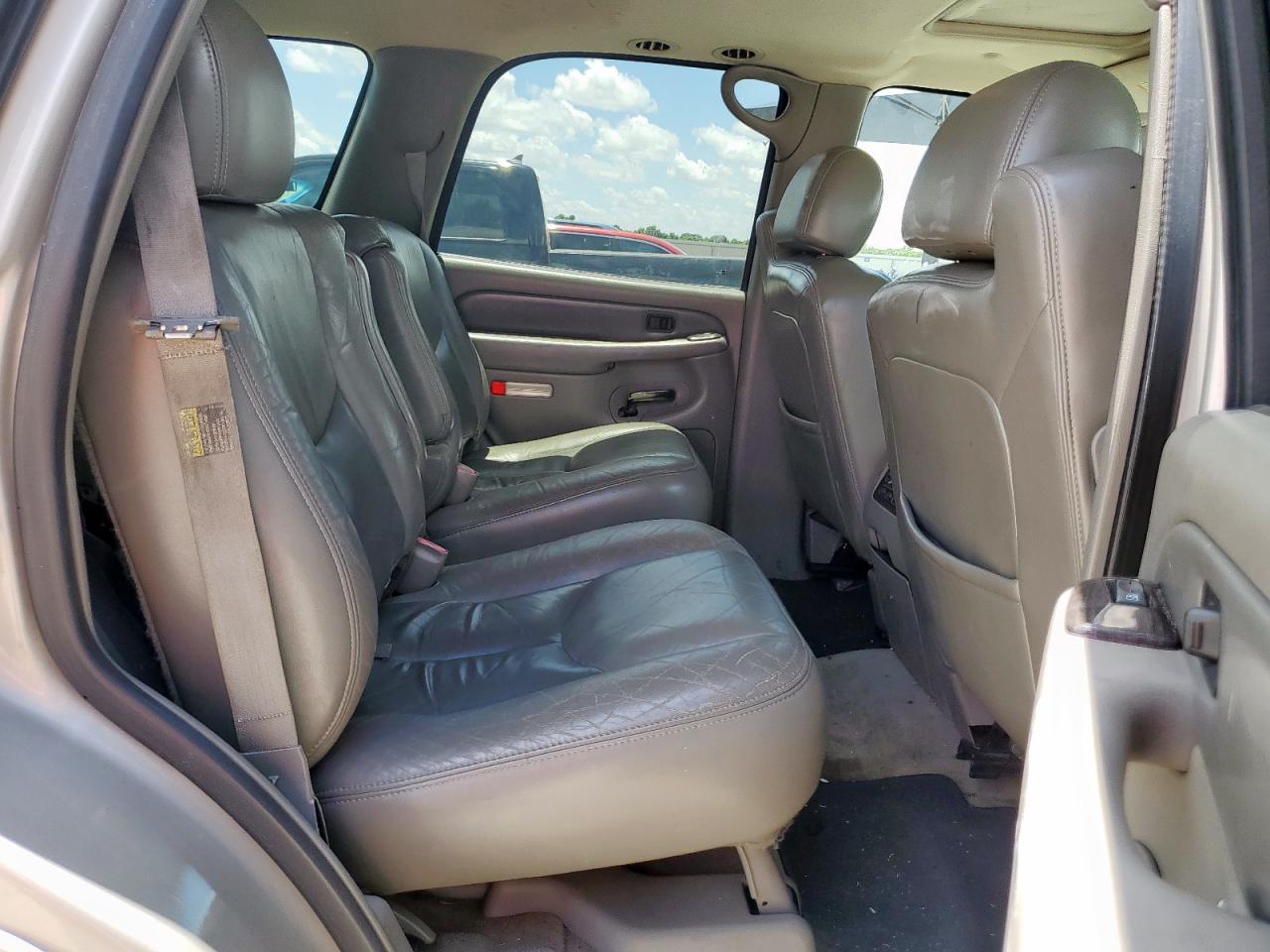 2004 GMC Yukon Denali VIN: 1GKEK63U54J233345 Lot: 62558865