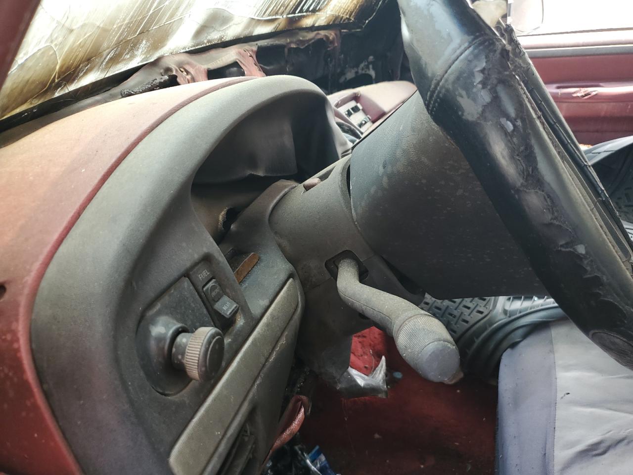 1992 Ford F150 VIN: 1FTEX15N2NKB78371 Lot: 58829415