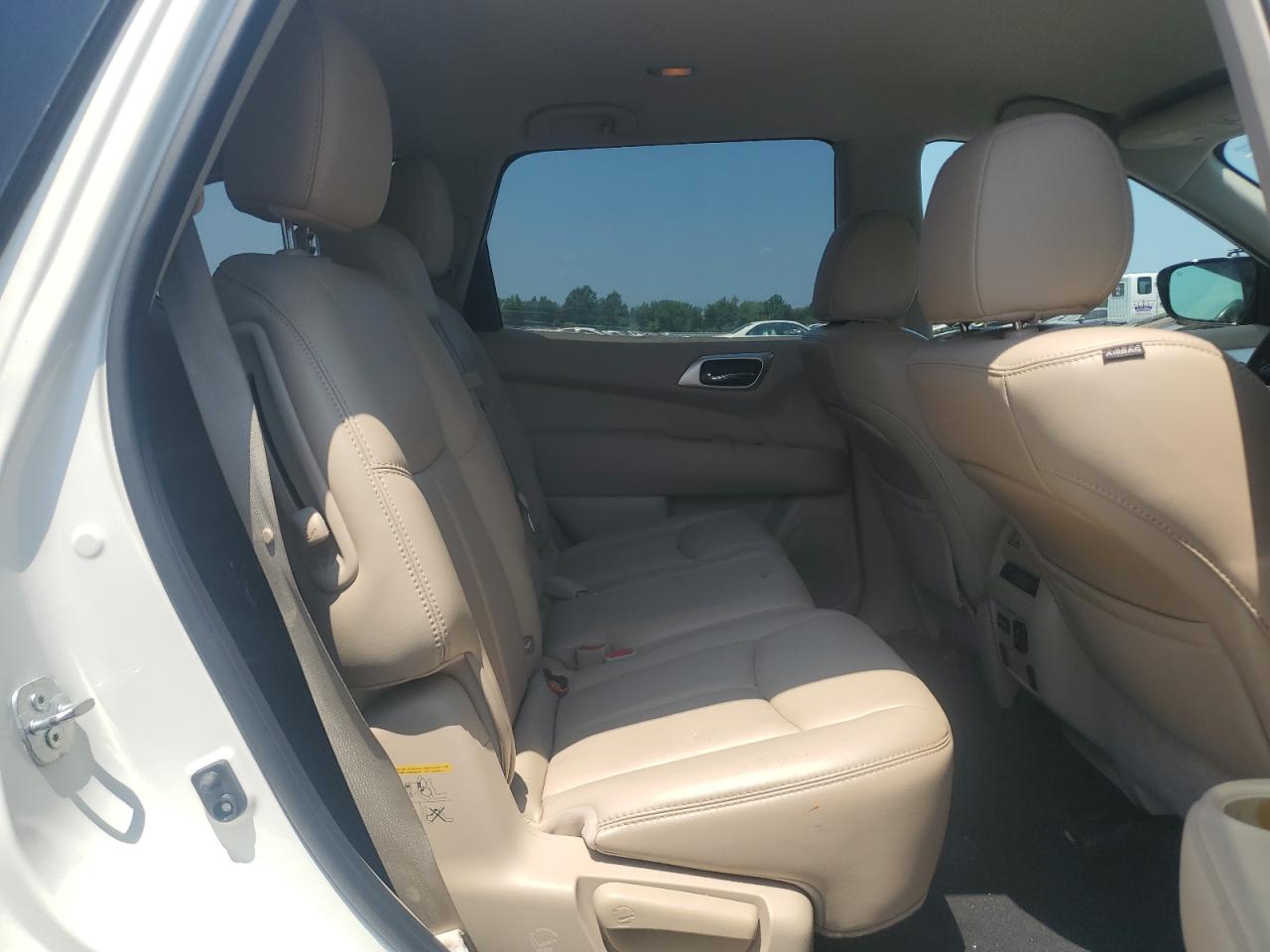 NISSAN PATHFINDER 2017 VIN 5N1DR2MM8HC655528 zdjęcie 11