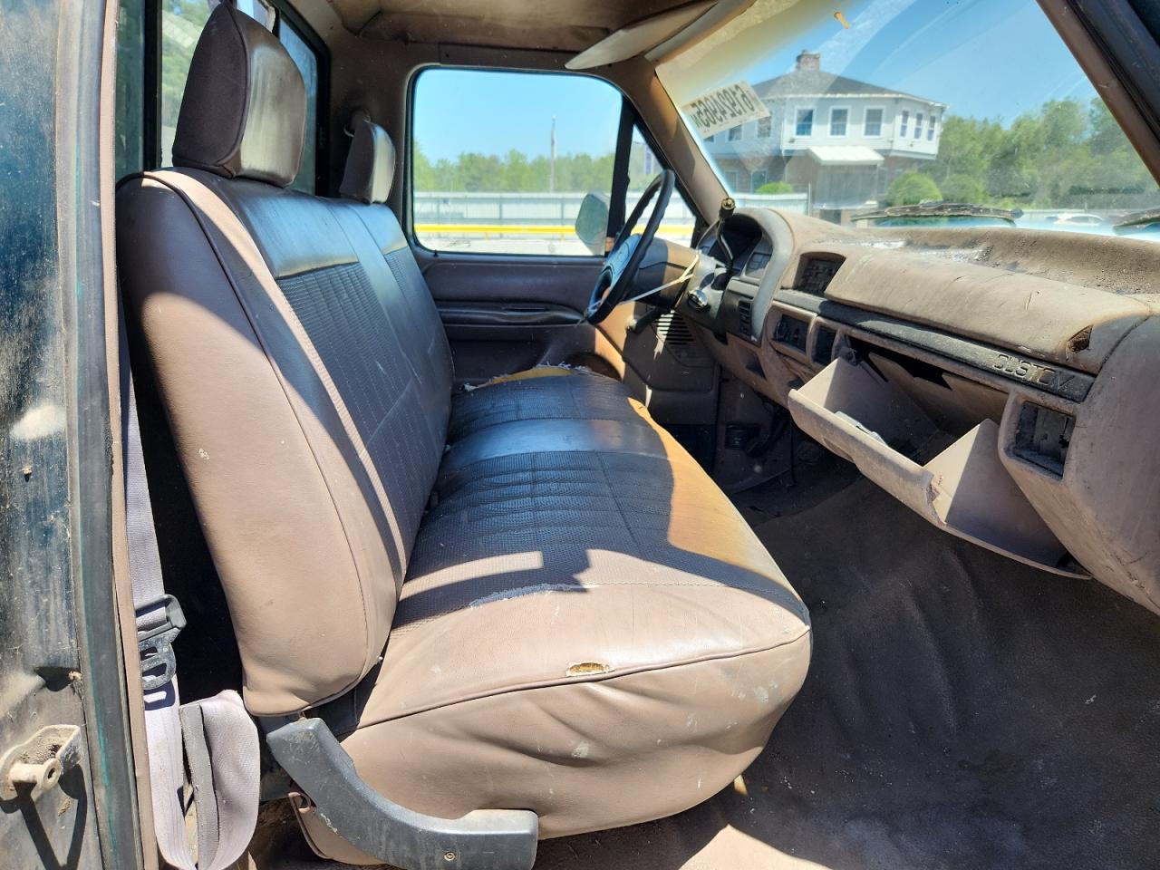1992 Ford F150 VIN: 2FTEF15Y5NCA98368 Lot: 61924965