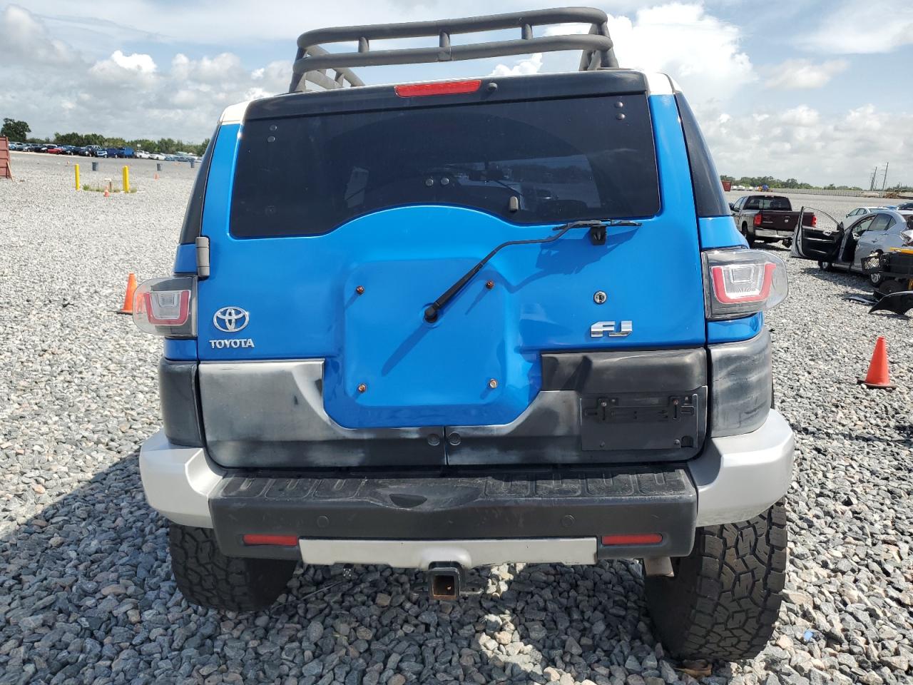 2007 Toyota Fj Cruiser VIN: JTEBU11F070015822 Lot: 62741945