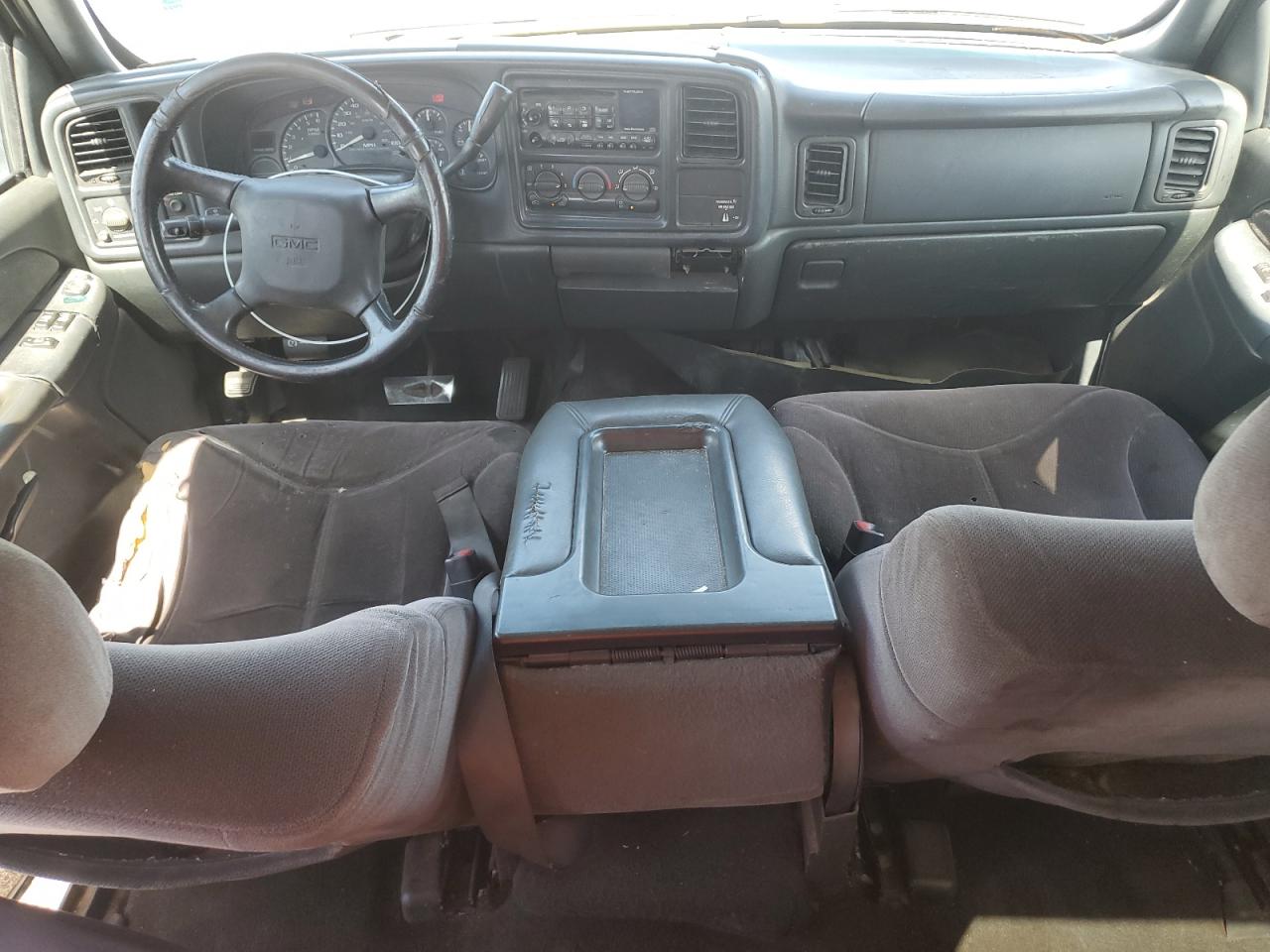 2002 GMC New Sierra C1500 VIN: 2GTEC19V821309482 Lot: 62057925